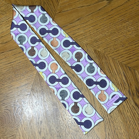 RARE COACH TEA ROSE OP ART SILK SCARF - Picture 4 of 6